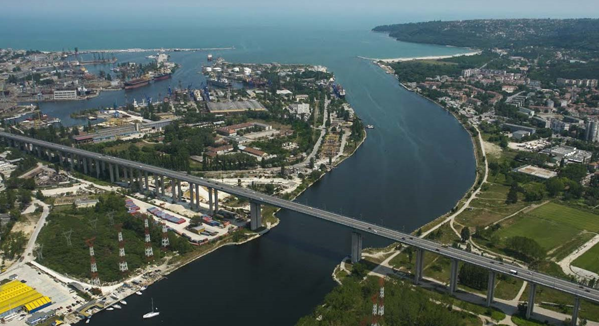 Аспарухов мост в Болгарии фото